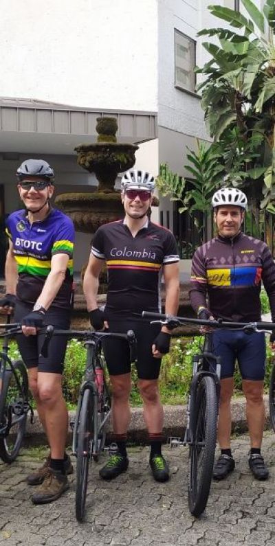 Benjamin Whittaker Cycling on the  tour with redspokes